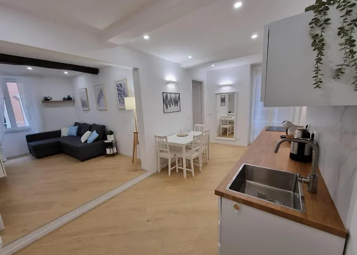 Ti Ci Devo Portare Appartement *