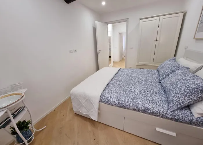 Ti Ci Devo Portare Apartamento